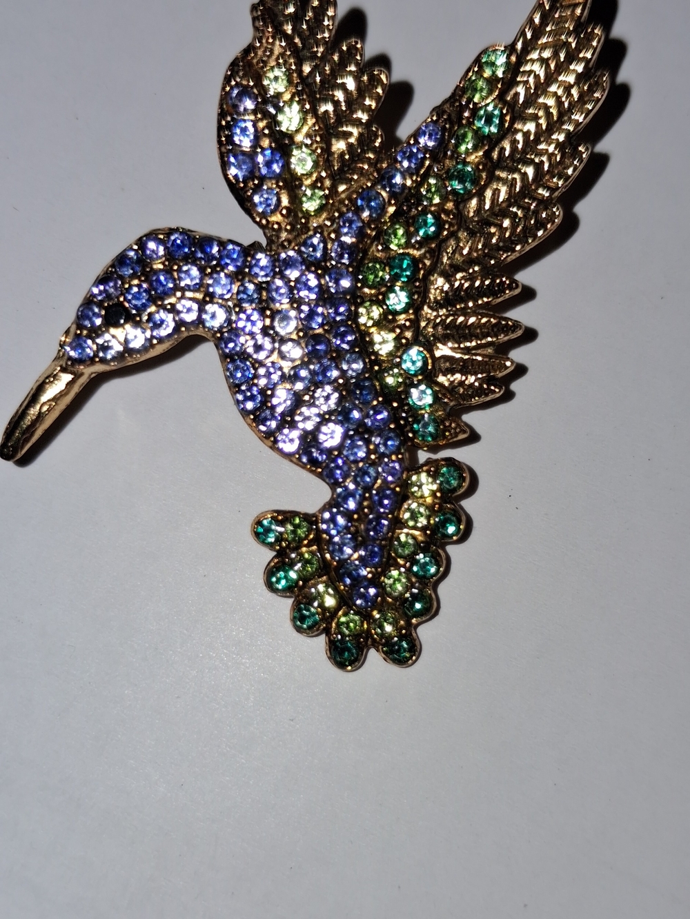 Fashion Jewelry Gold Hummingbird Brooch with Blue and Green Crystals